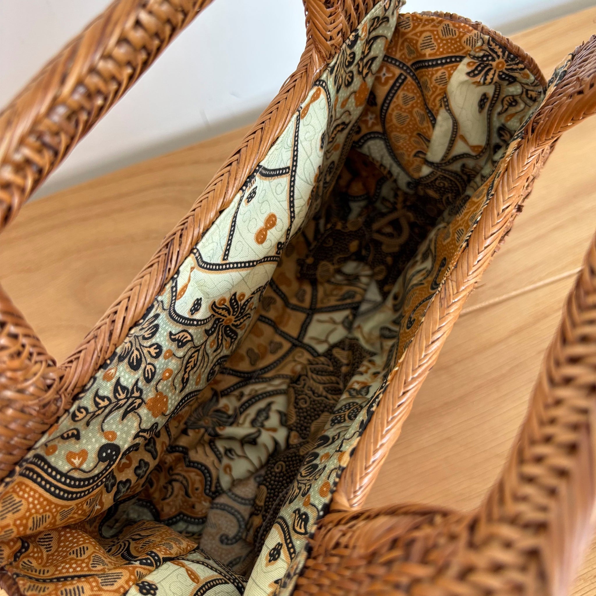 Gili Clutch Basket Bag | Betsy & Floss