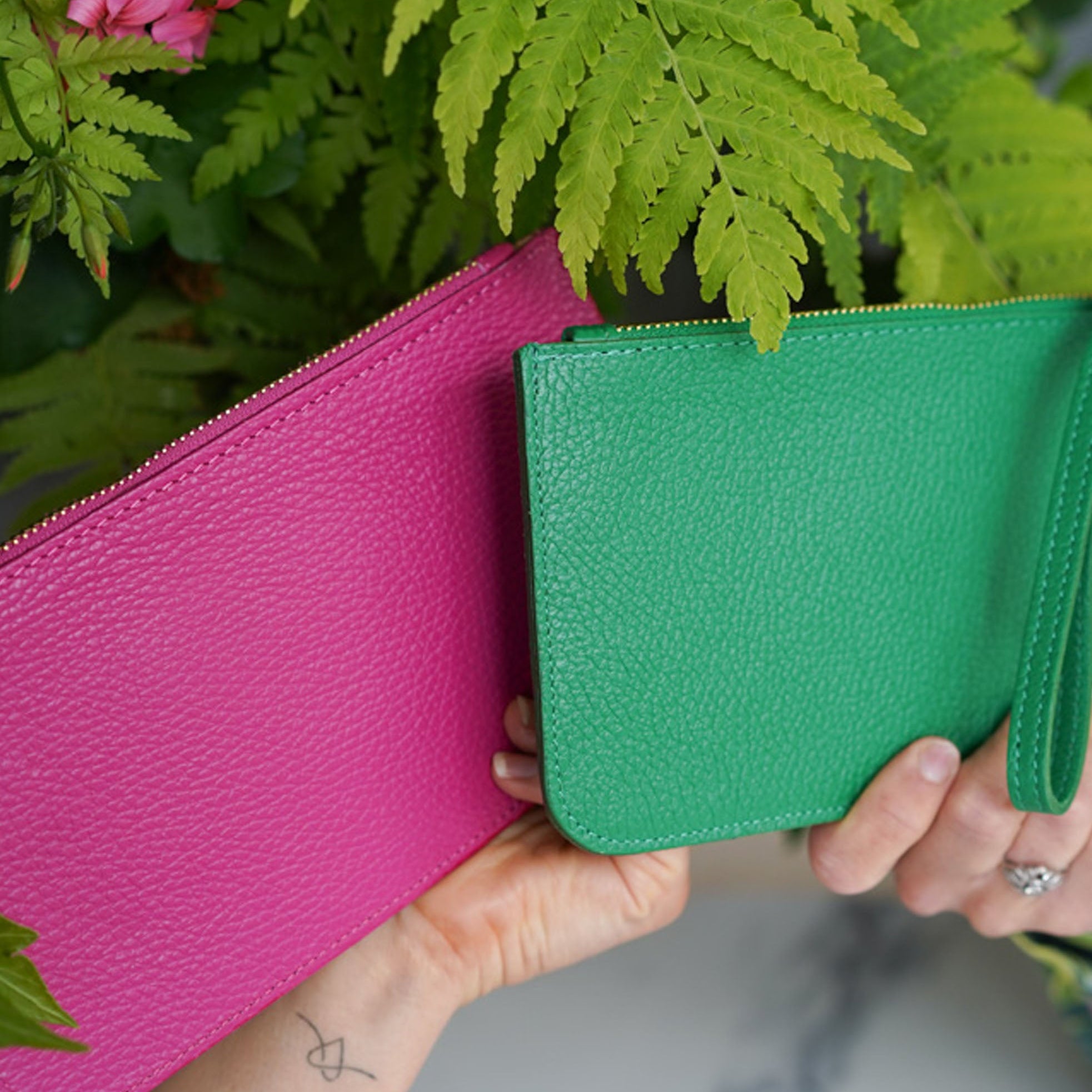 Large Clutch Purse Fuchsia | Betsy & Floss