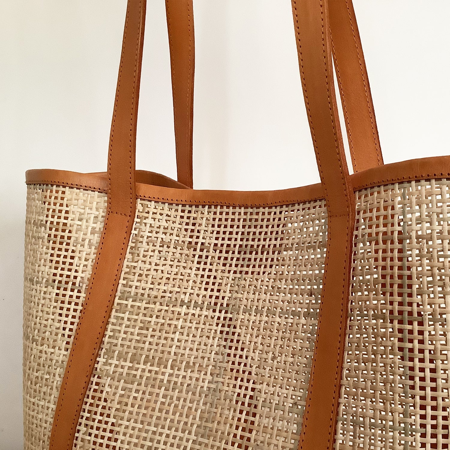 Melang Basket Bag - PREORDER Tan | Betsy & Floss