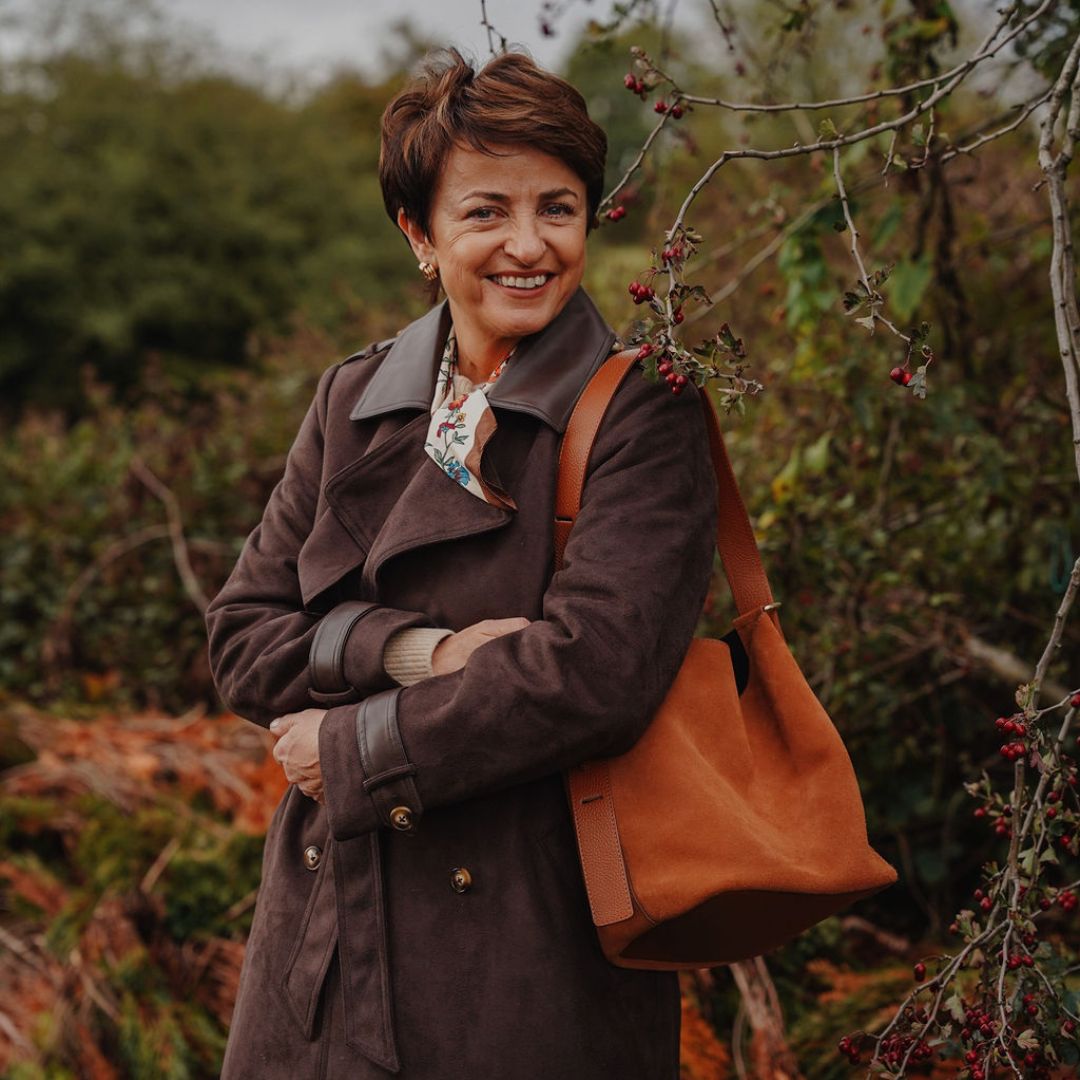 Melfi Suede Bucket Tote Bag Navy | Betsy & Floss
