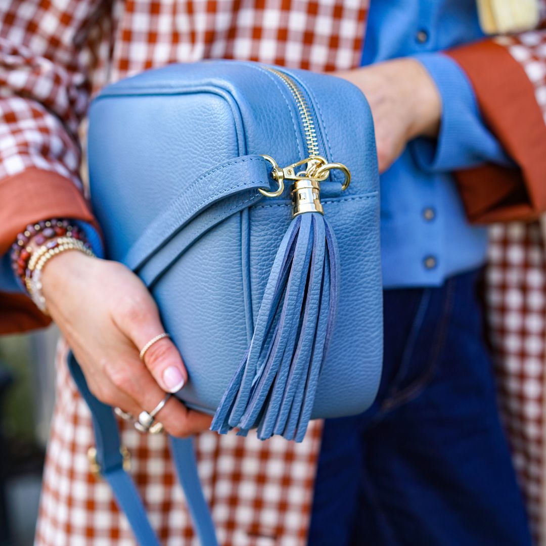 Modena Large Crossbody Tassel Bag Green | Betsy & Floss