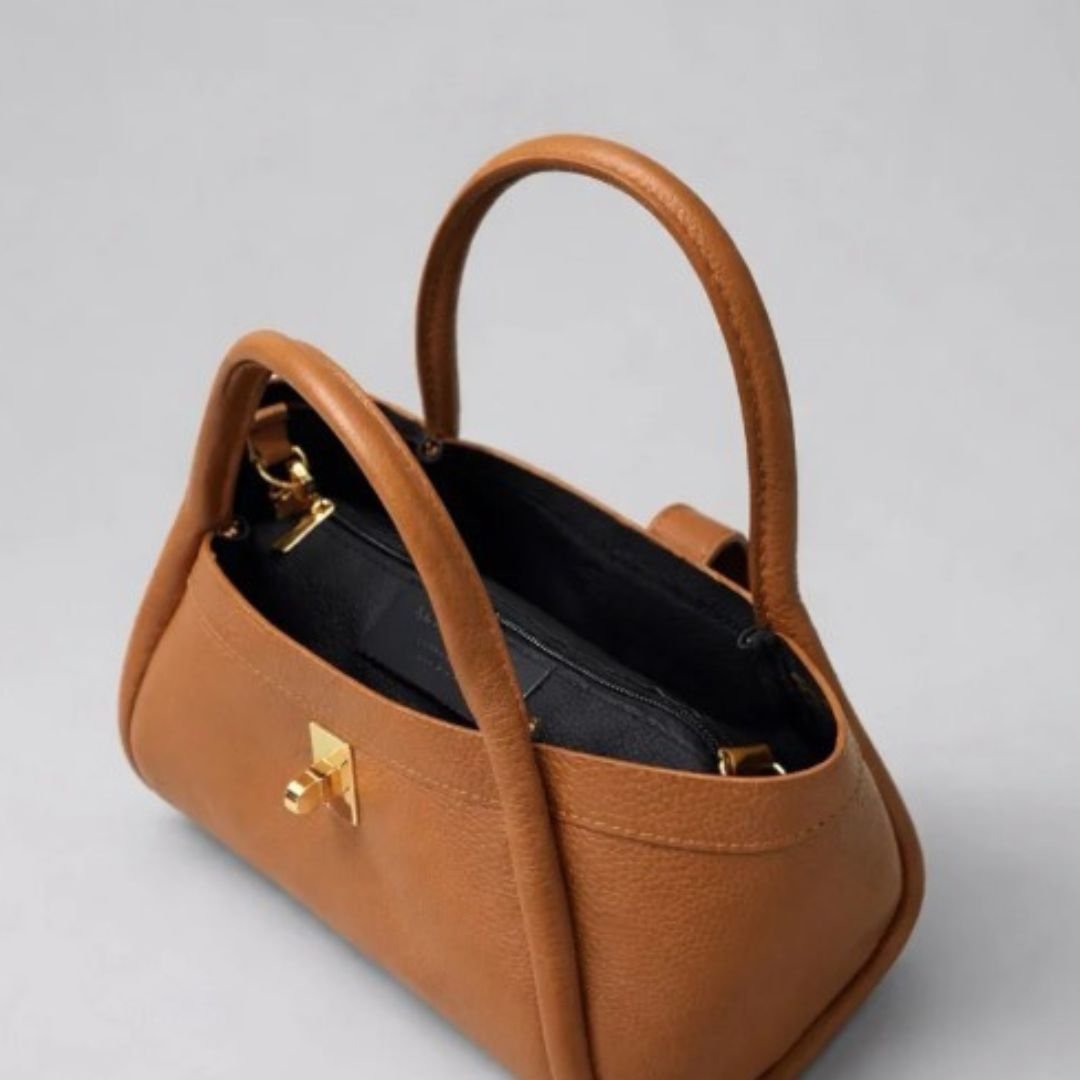 Adria Leather Handbag Navy | Betsy & Floss