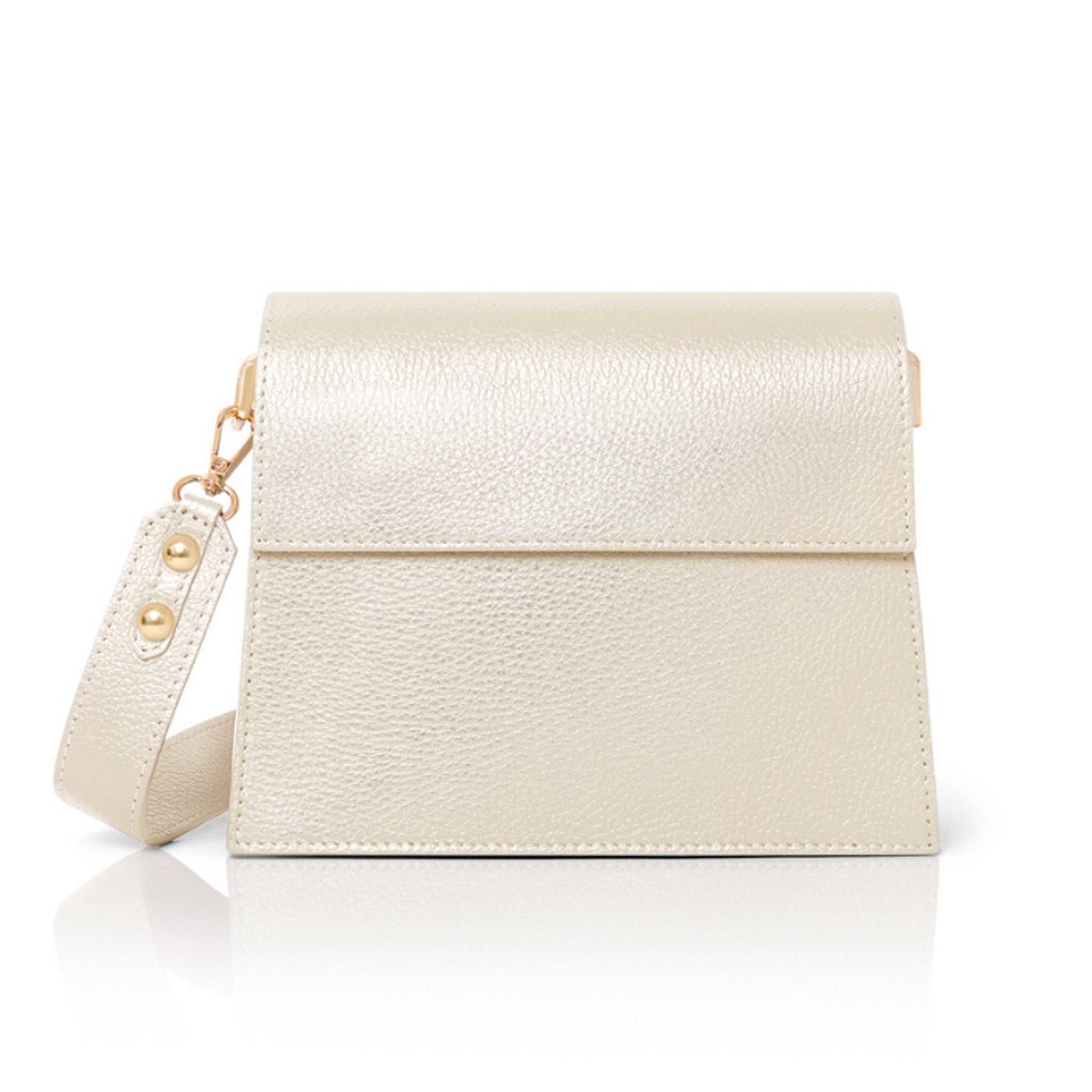 Alba Handbag Gold | Betsy & Floss