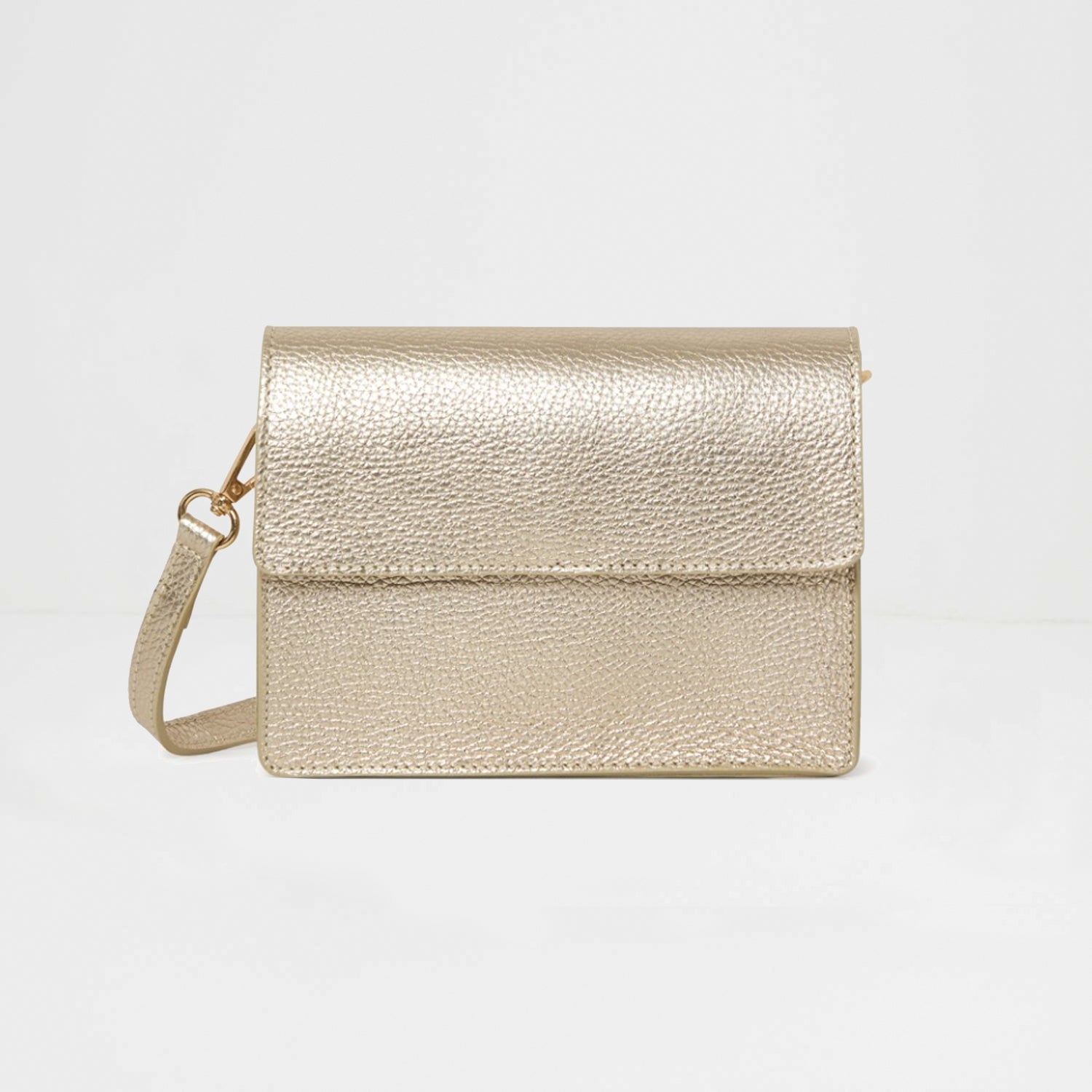 Palazzo evening bag with chain online