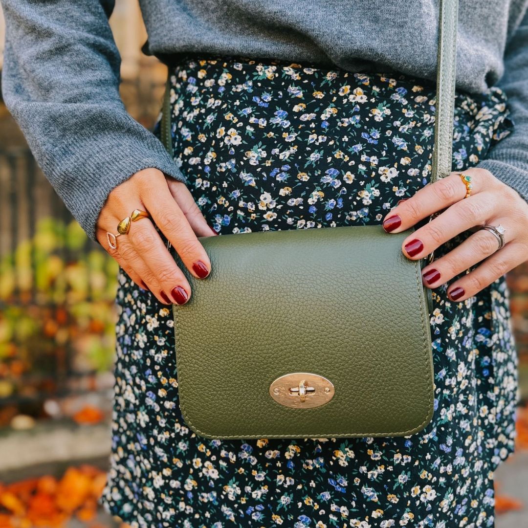 Catania Handbag Dark Taupe | Betsy & Floss