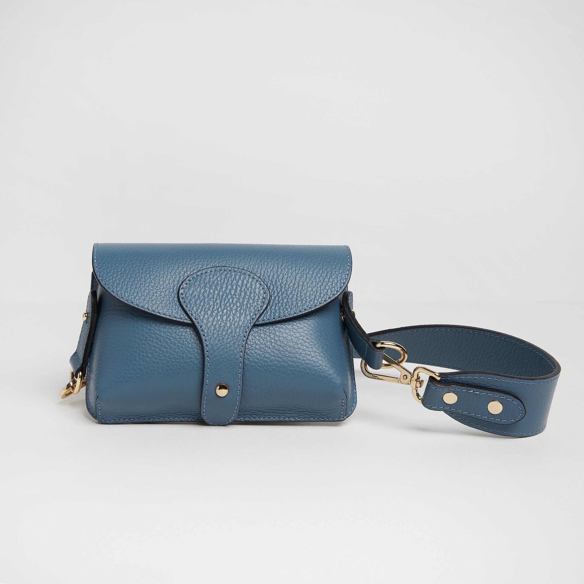 Large Luca Crossbody Bag Denim Blue | Betsy & Floss