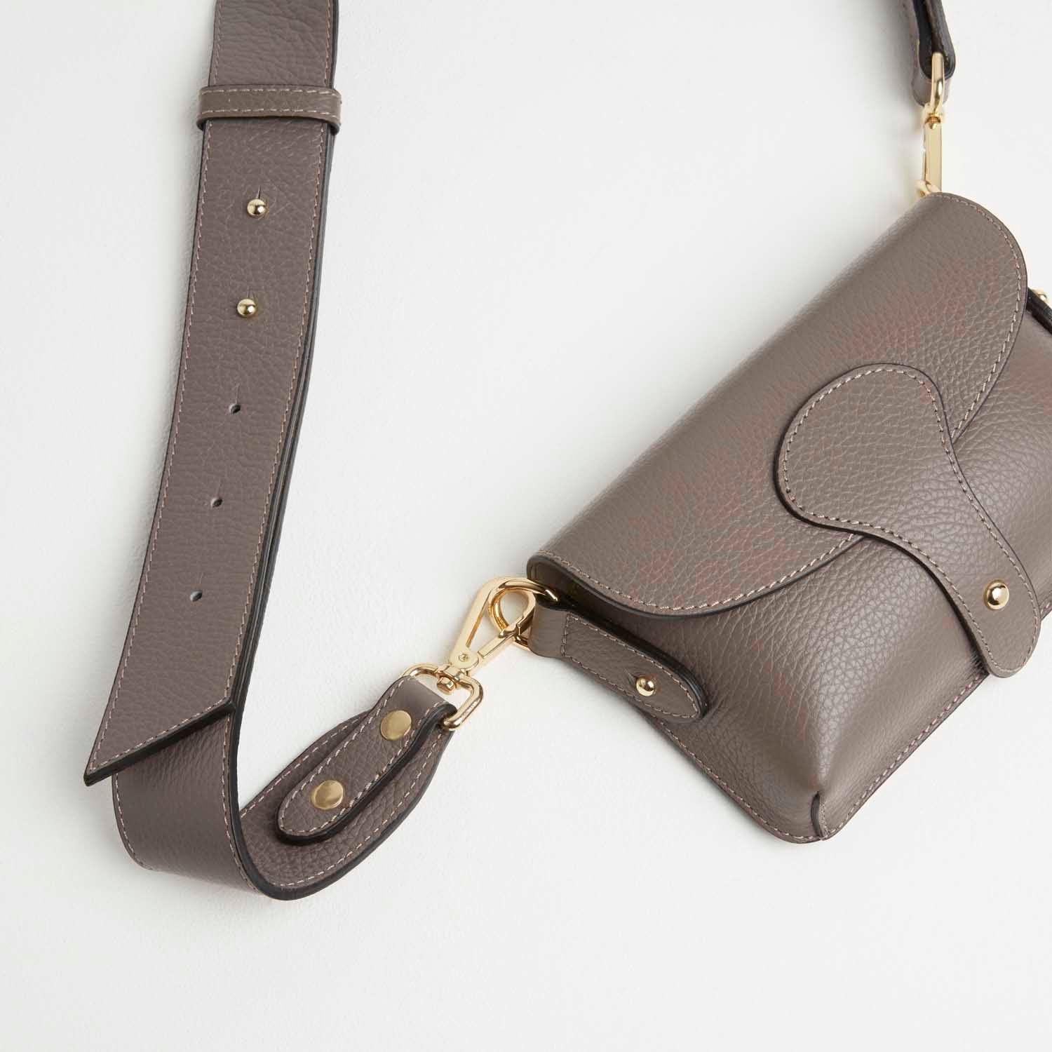 Luca Small Crossbody Bag Cinder | Betsy & Floss