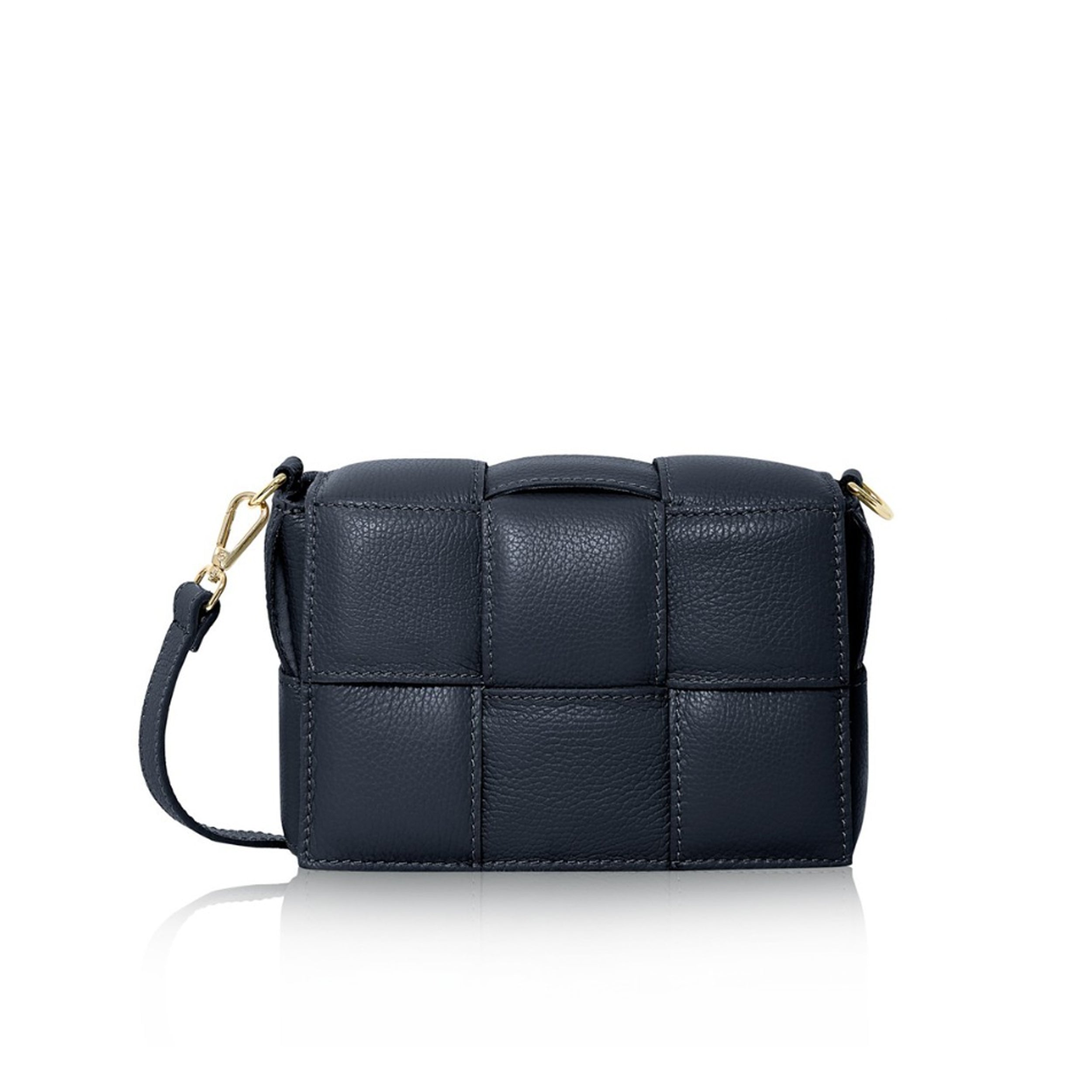 Modica Woven Crossbody Bag Navy | Betsy & Floss