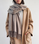 Oversized Cashmere Scarf Light Grey | Betsy & Floss