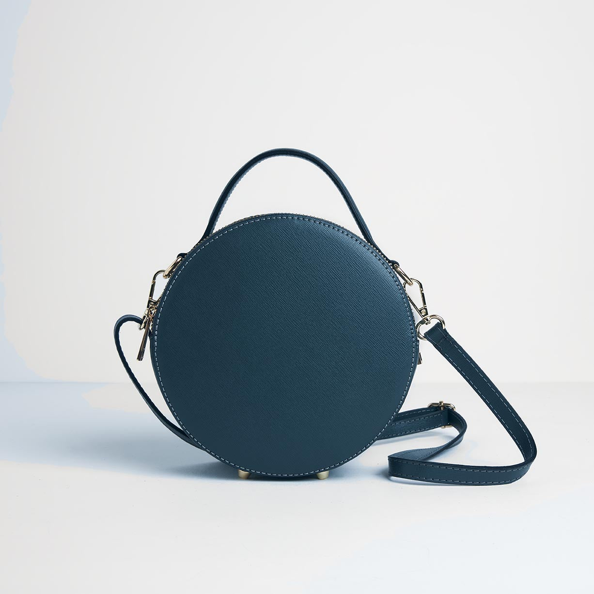 Rome Round Circle Crossbody Bag Navy Blue | Betsy & Floss