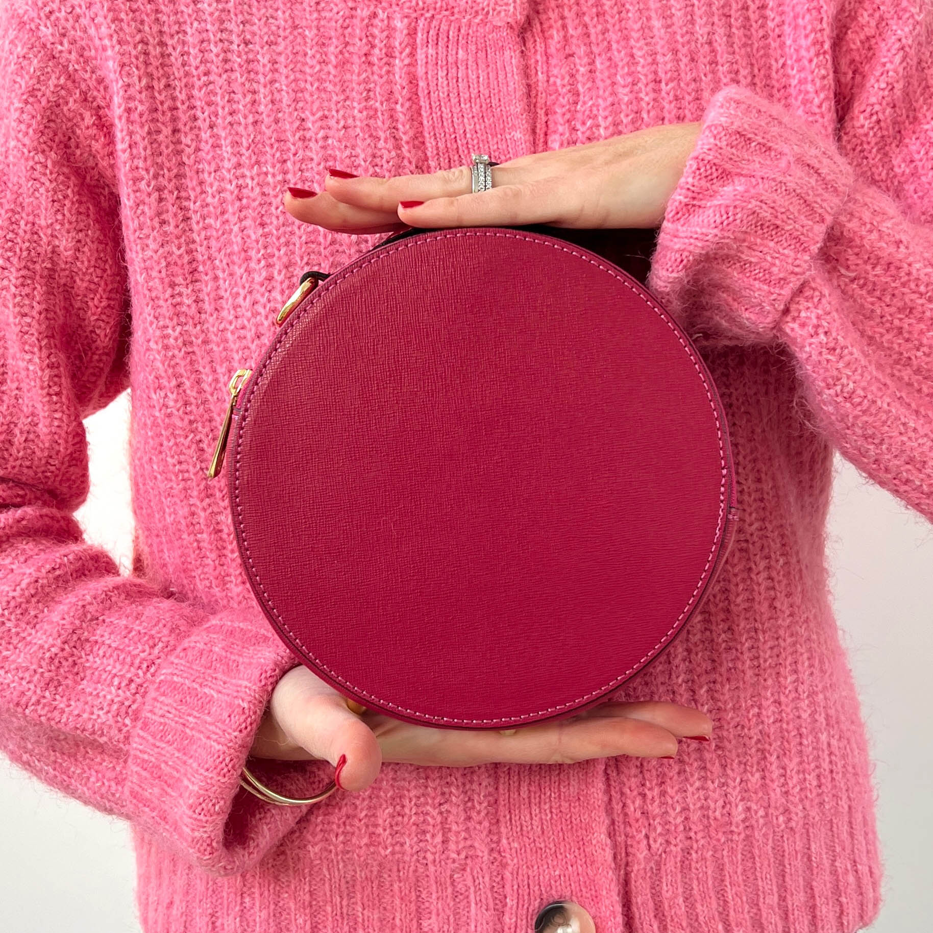 Pink round purse best sale