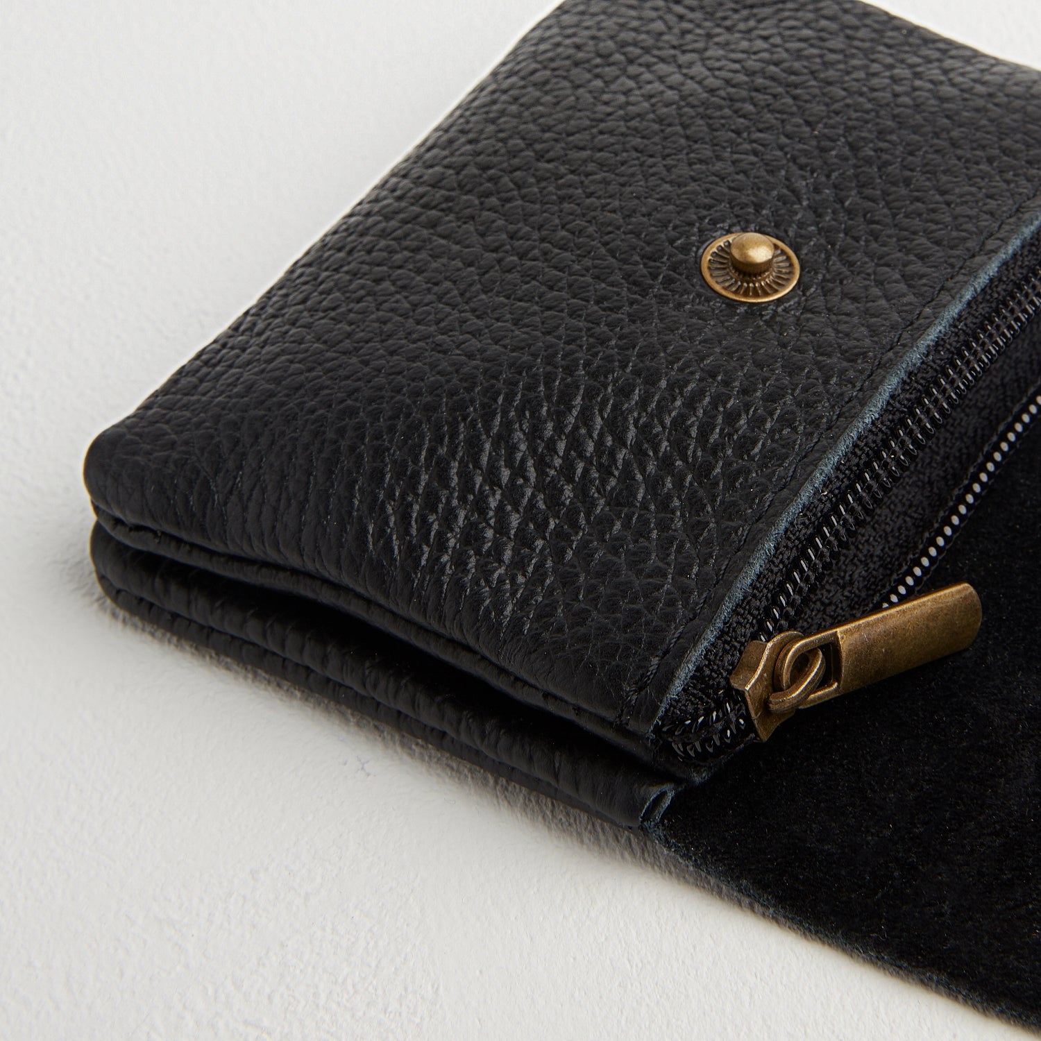 Small Leather Purse Black | Betsy & Floss