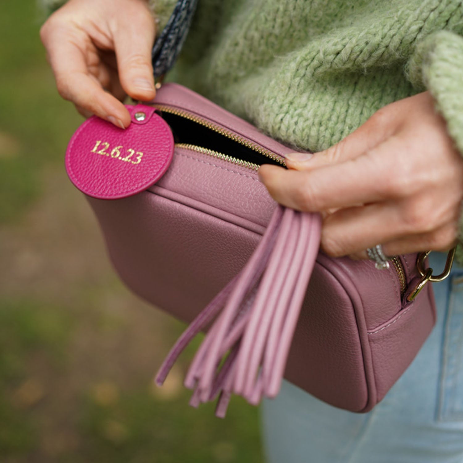 Verona Crossbody Tassel Bag Antique Pink | Betsy & Floss